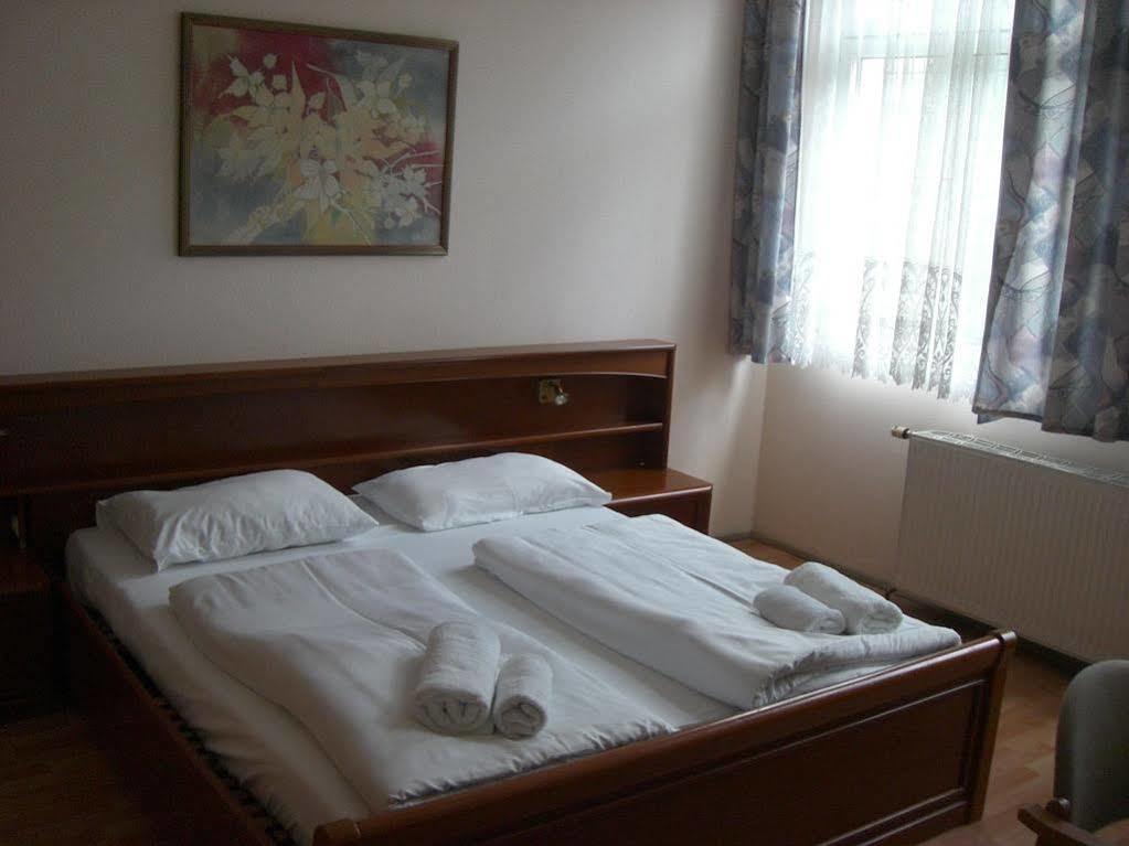 Hotel Peck Вена Экстерьер фото